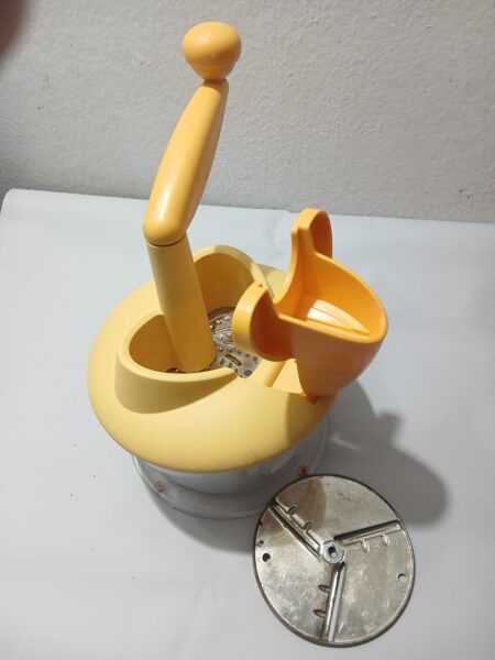 Picadora/ralladora manual